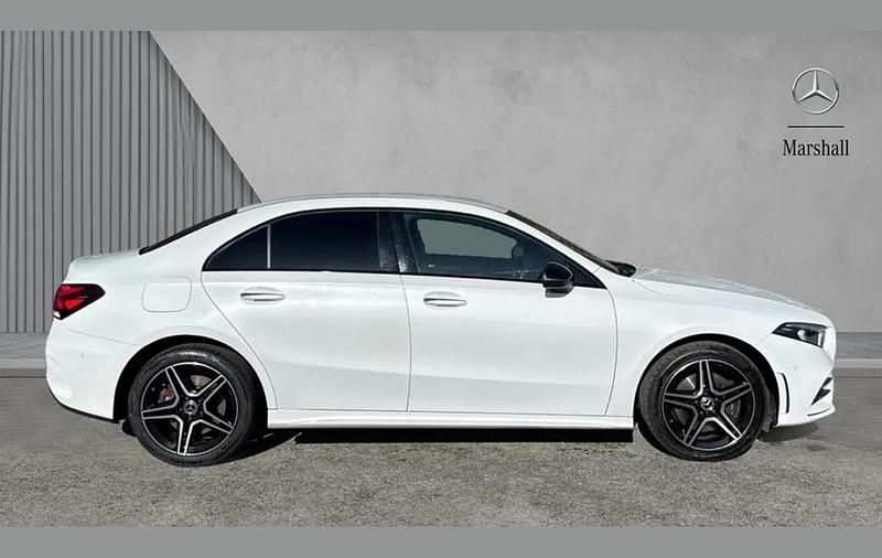 Used Mercedes A250 AMG Line Premium 214 HP (157 kW) 2022 White Sedan