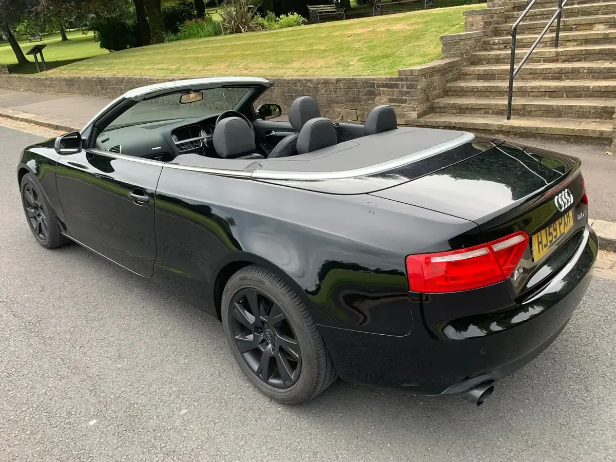 Used Audi A5 Cabriolet Design 208 HP (152 kW) 2009 Black Cabriolet