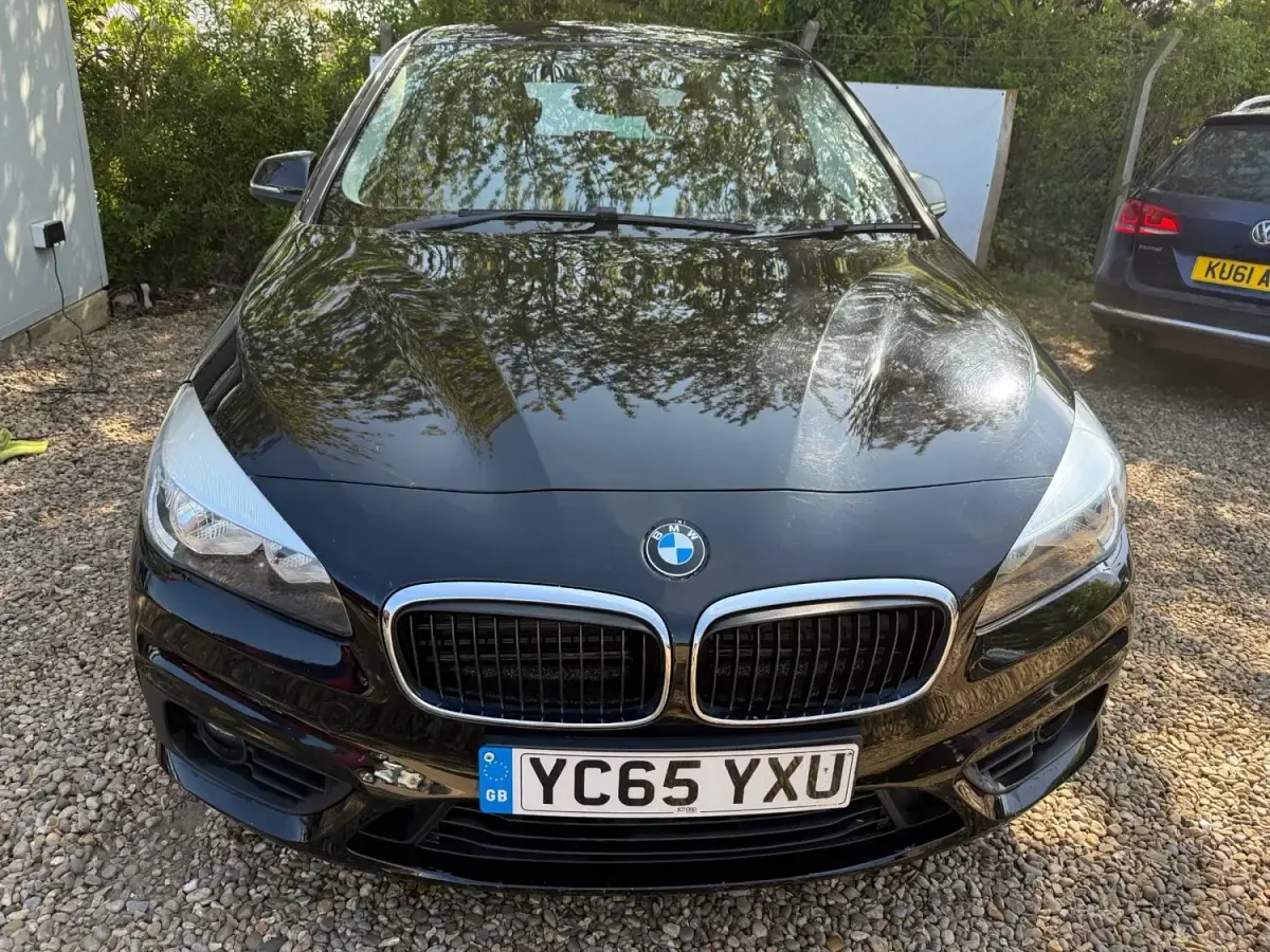Usado BMW 218 Sport Line 2015 Negro Utilitario