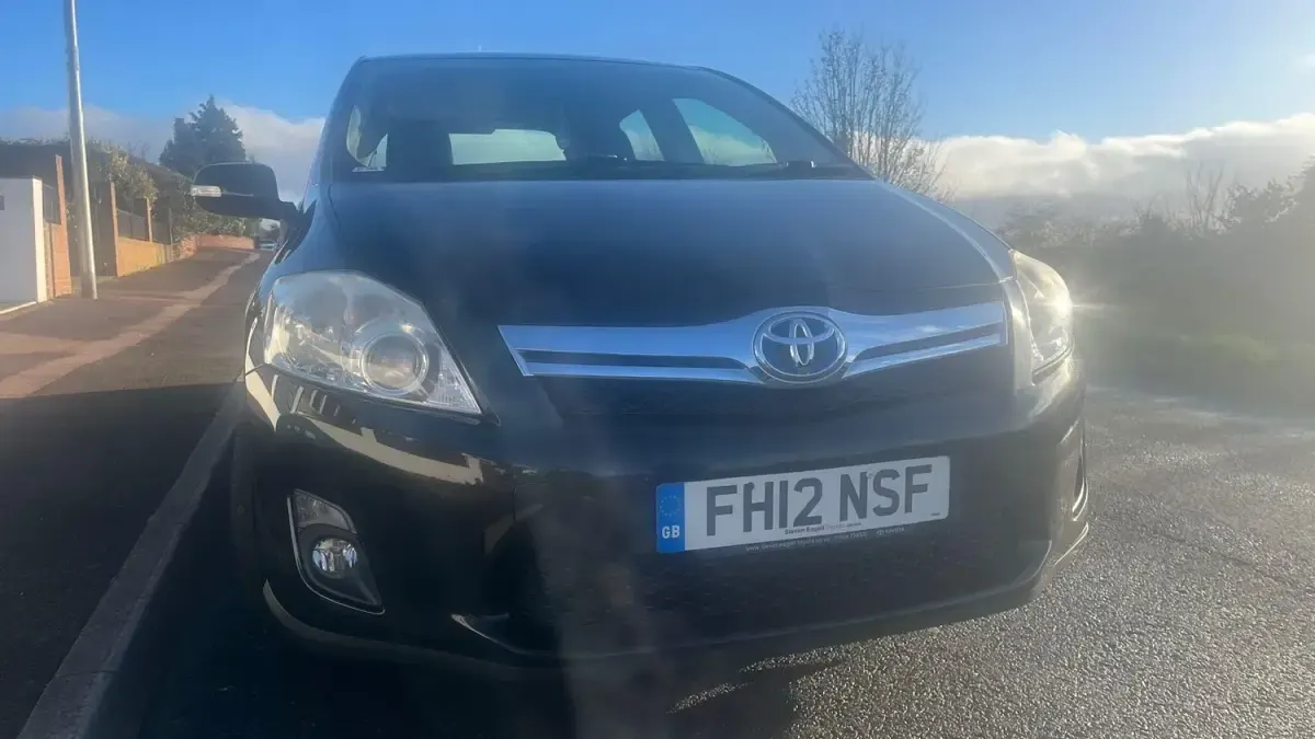 Usado Toyota Auris Hybrid T4 2012 Preto Citadino