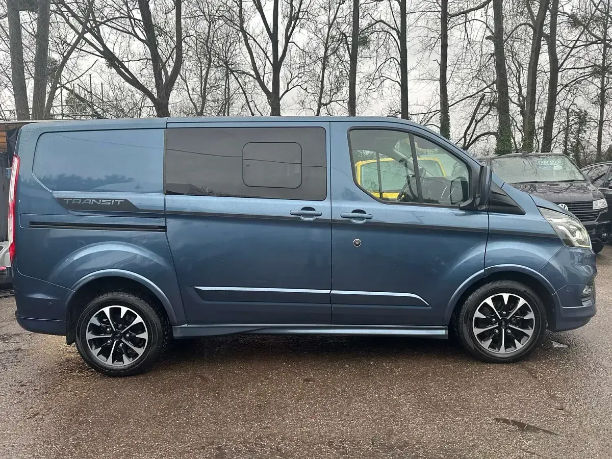 Used Ford Transit Custom Sport 185 HP (136 kW) 2019 Blue Van