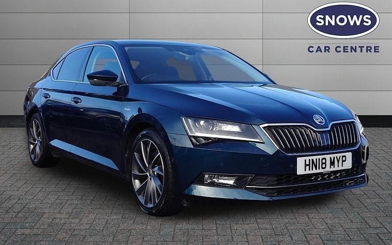 Used 2019 Skoda Superb Hatchback | £14,999 (Fair price) - Image 1/4