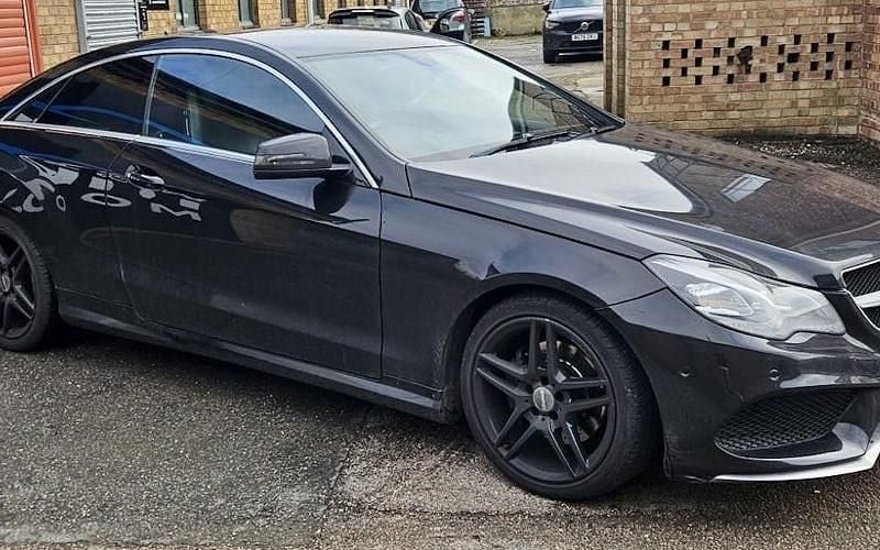 Używany Mercedes E250 AMG 204 KM (150 kW) 2013 Coupe