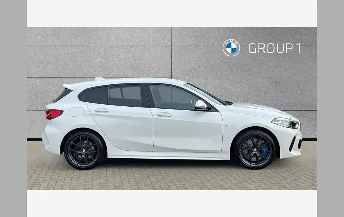 Used BMW 118 M Sport 136 HP (100 kW) 2023 White Hatchback