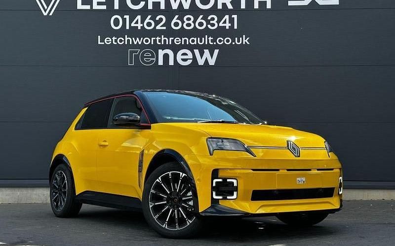New Renault 5 E-Tech Iconic 110 kW (150 HP) 2025 Hatchback