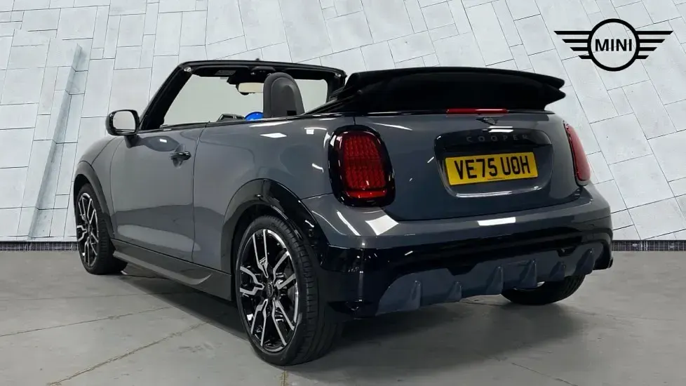 Used Mini Cooper 118 kW (161 HP) 2026 Grey Hatchback