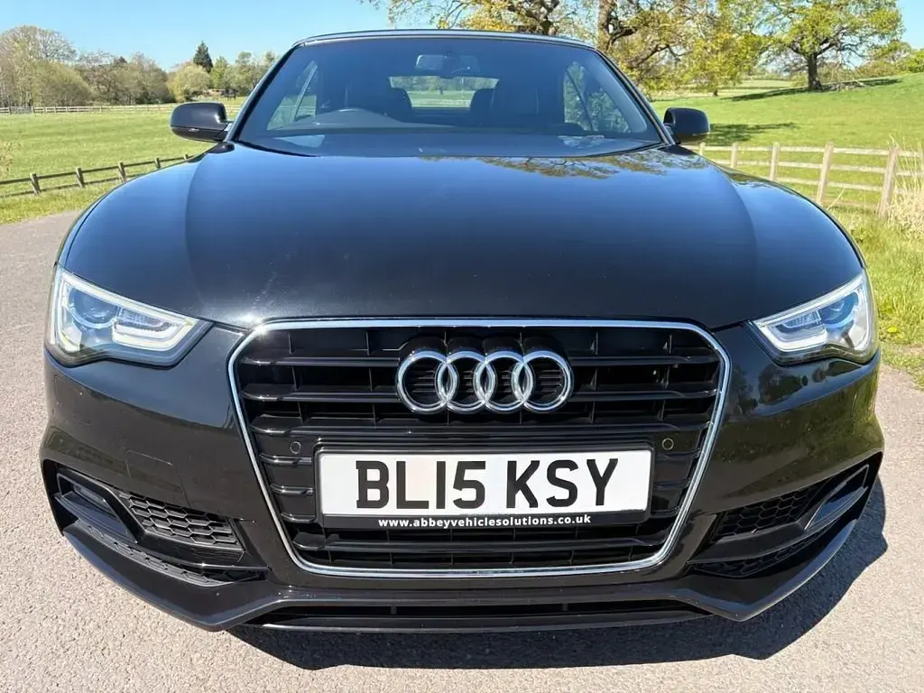 Begagnad Audi A5 Cabriolet S-Line 2015 Svart Cab