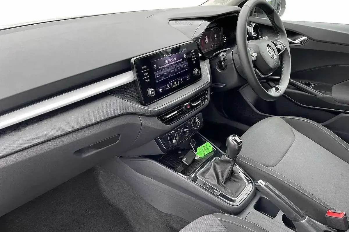 Used Skoda 110 R Colour Edition 81 HP (59 kW) 2023 Moon white metallic body / black magic pearl effect roof Hatchback