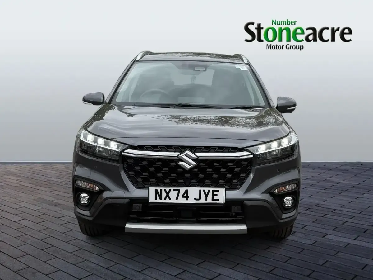 Używany Suzuki SX4 115 KM (84 kW) 2024 Szary Hatchback