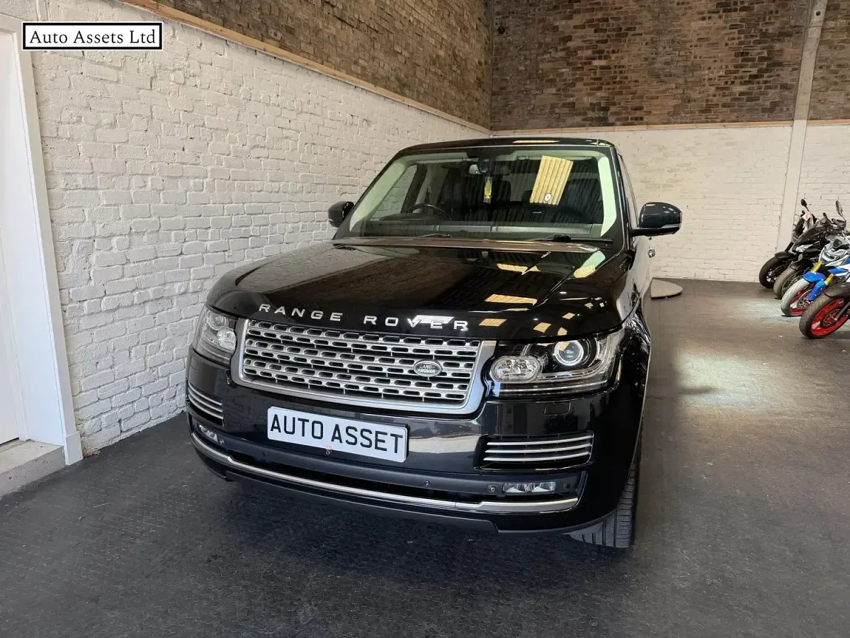 Used Land Rover Range Rover Autobiography 306 HP (225 kW) 2014 Black SUV