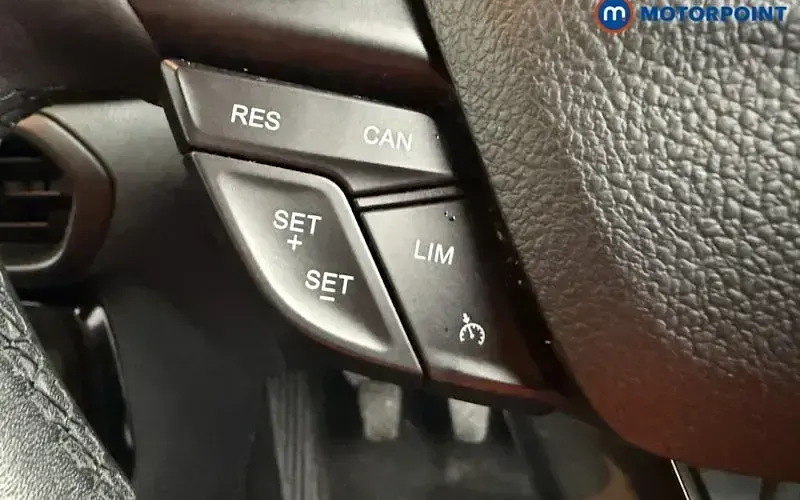 Used Ford Ecosport Active 125 HP (91 kW) 2023 Silver SUV