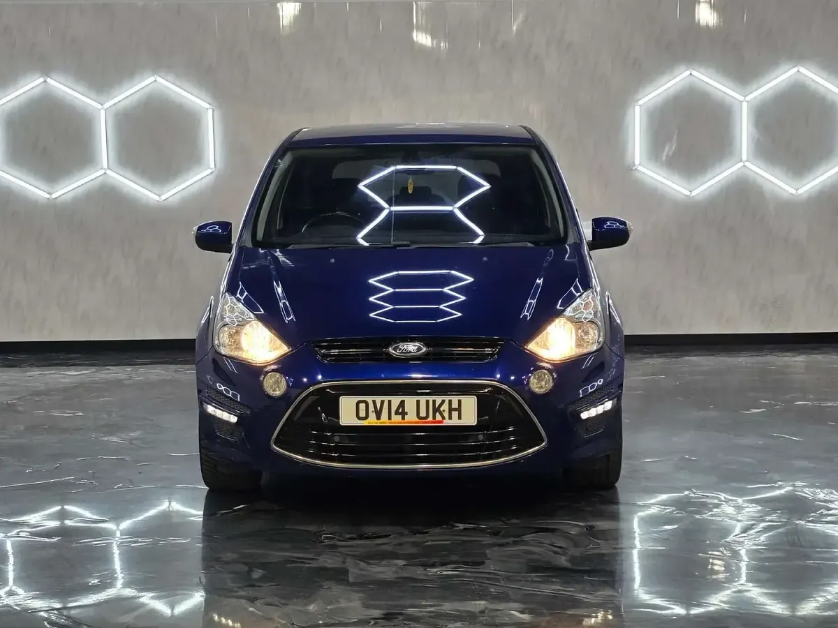 Used Ford S-MAX Titanium 140 HP (102 kW) 2014 Blue MPV