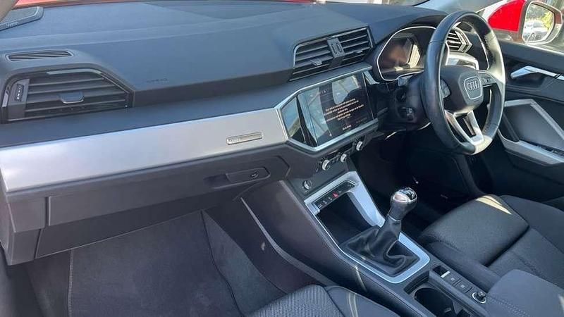 Used Audi Q3 Sport 150 HP (110 kW) 2023 Red SUV