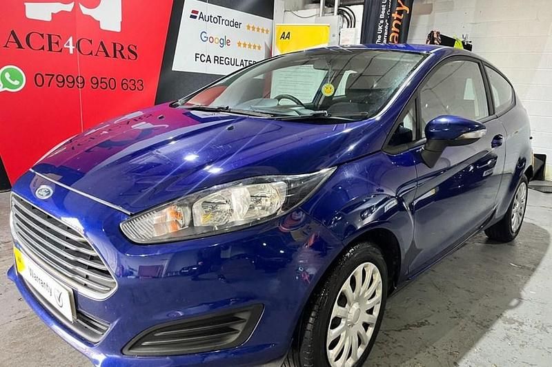 Used Ford Fiesta Style 82 HP (60 kW) 2015 Blue Hatchback