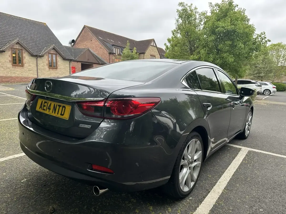 Usado Mazda 6 Inclusive 2014 Cinzento Sedan