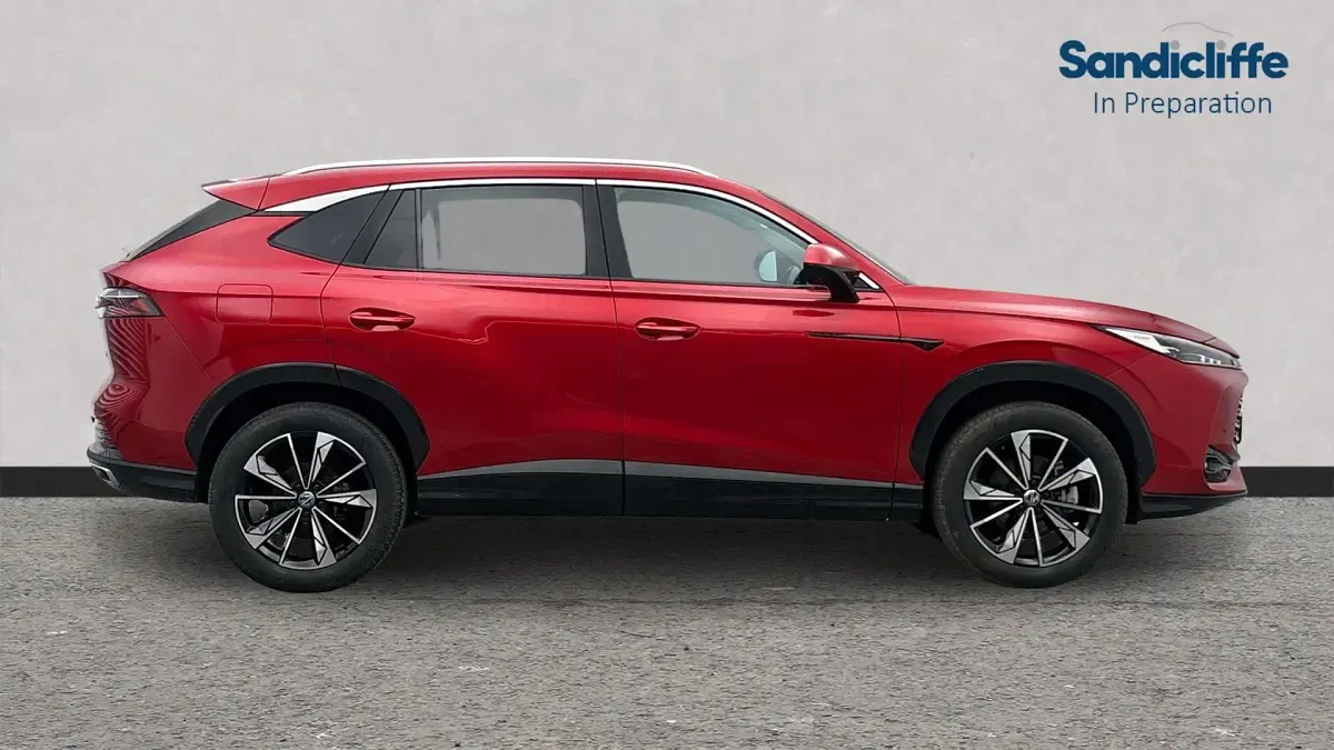 Used MG HS Trophy 169 HP (124 kW) 2024 Tri coat  dynamic red SUV