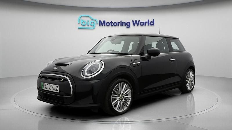 Used Mini Cooper S Hatch 135 kW (184 HP) 2022 Black Hatchback