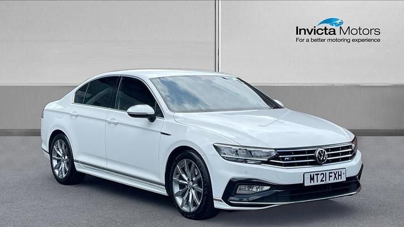 White Used 2021 VW Passat R-line Sedan | £16,592 (Fair price) - Image 1/4