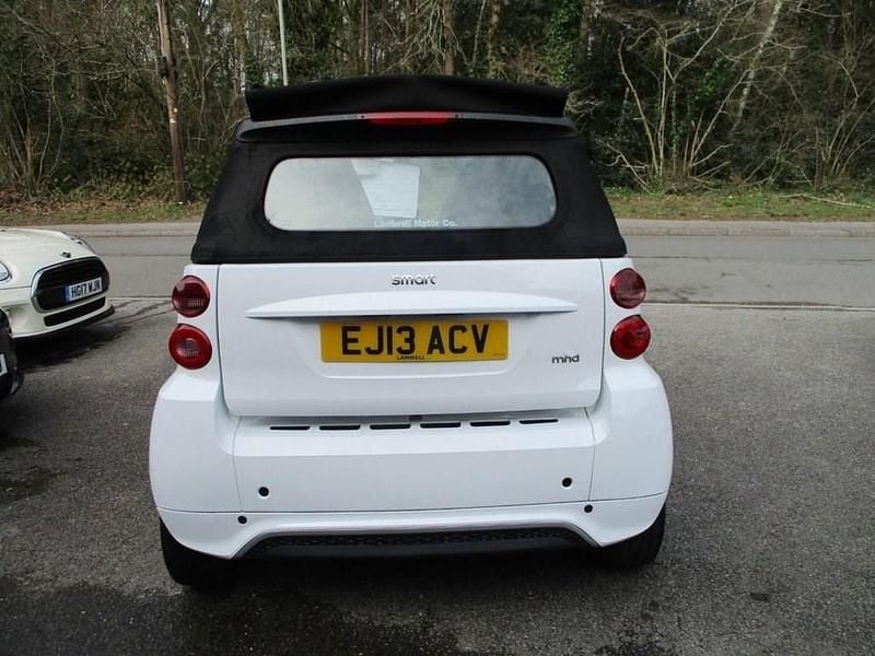 Used Smart ForTwo Cabrio Passion 71 HP (52 kW) 2013 White Cabriolet