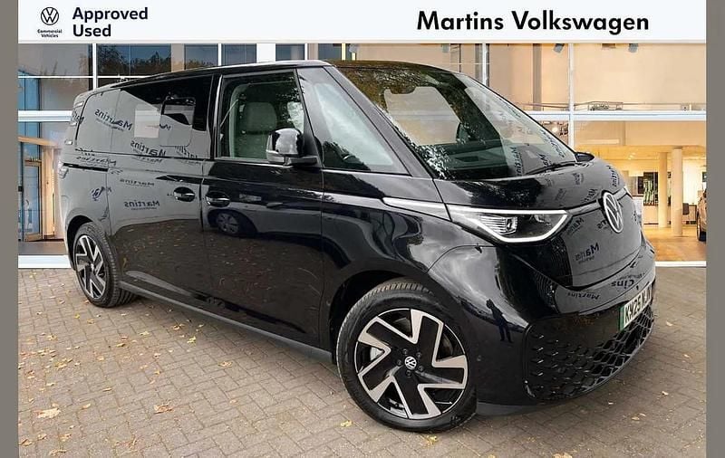 Black Used 2025 VW ID. Buzz Pro MPV | £59,995 - Image 1/4