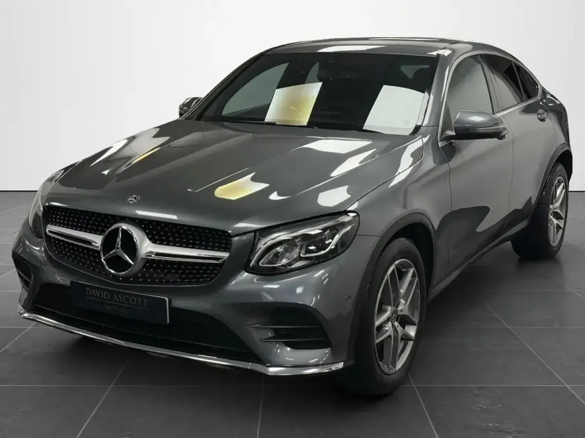 Begagnad Mercedes GLC220 AMG line 2018 Grå Sportkupé