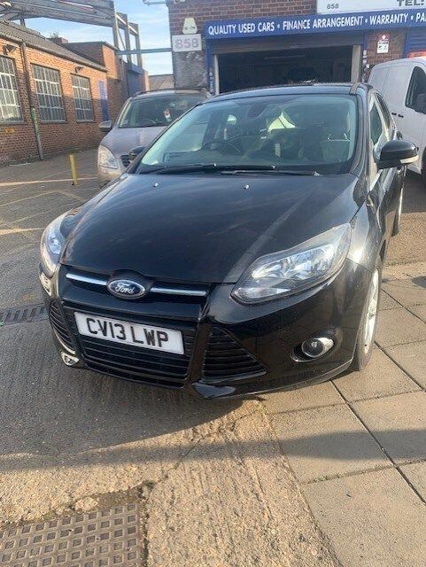 Black Used 2013 Ford Focus Zetec Hatchback | £4,950 (Fair price) - Image 1/4