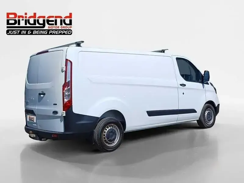 Used Ford Transit Custom 105 HP (77 kW) 2018 White Van