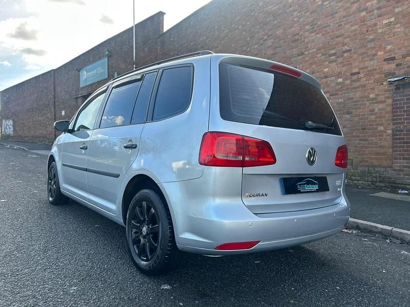 Used VW Touran S 105 HP (77 kW) 2011 Silver MPV