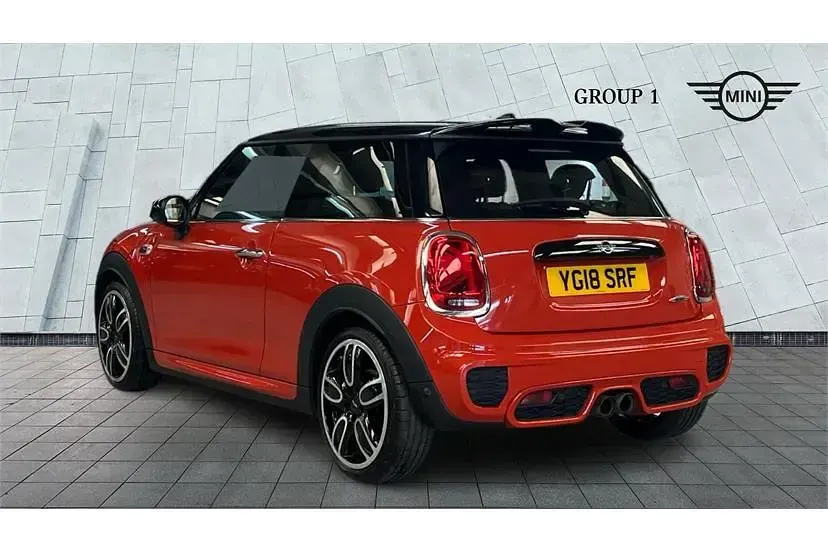 Begagnad Mini John Cooper Works Hatch 231 HK (169 kW) 2018 Orange Halvkombi