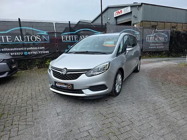 Used Vauxhall Zafira Design Edition 140 HP (102 kW) 2017 Silver MPV