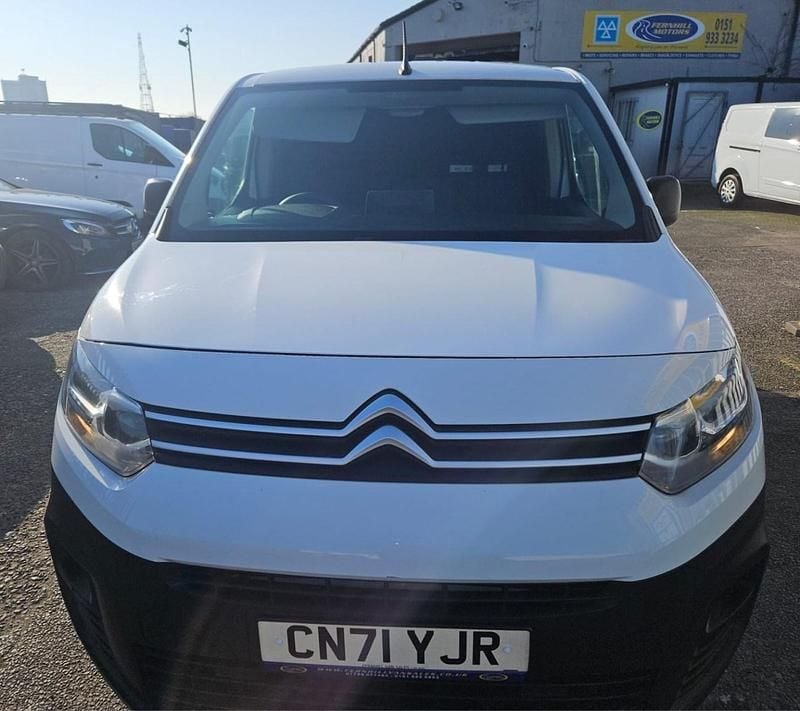 Used Citroën Berlingo 2021 White MPV