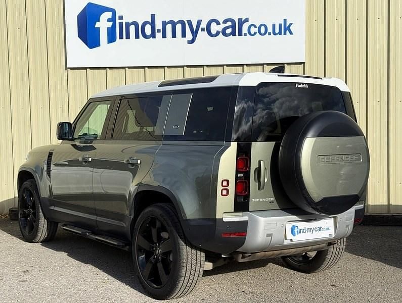 Used Land Rover Defender SE 300 HP (220 kW) 2020 Green Estate