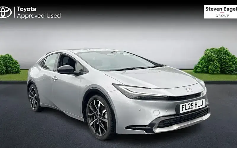 Used Toyota Prius 223 HP (164 kW) 2026 Hatchback