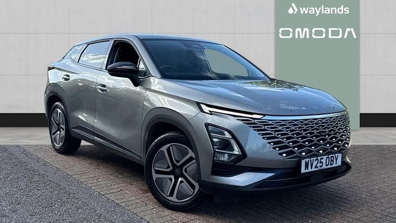 Silver New 2025 Omoda 5 SUV | £22,995 (Fair price) - Image 1/4
