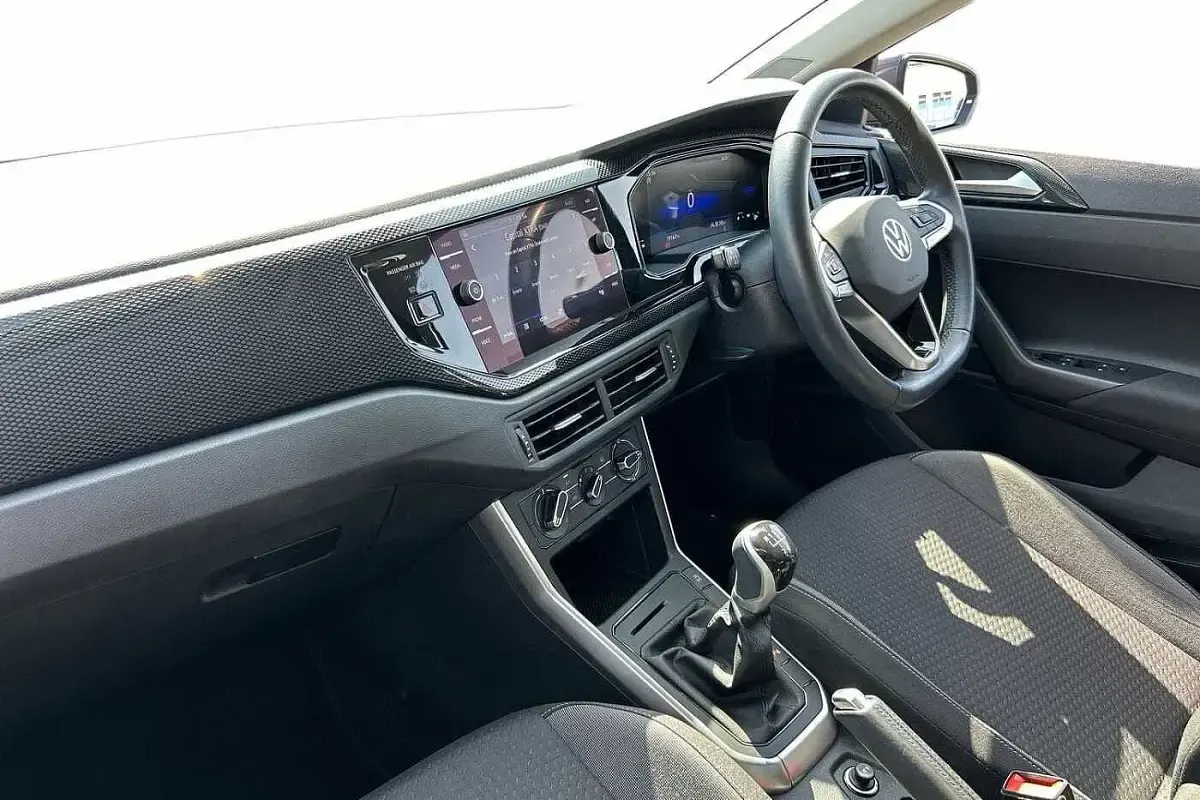 Used VW Polo Life 95 HP (69 kW) 2024 Grey Hatchback