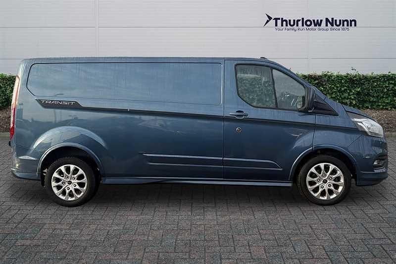 Used Ford Transit Custom Sport 185 HP (136 kW) 2021 Blue Van