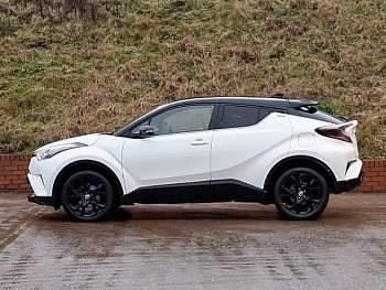 Used Toyota C-HR 115 HP (84 kW) 2017 White SUV