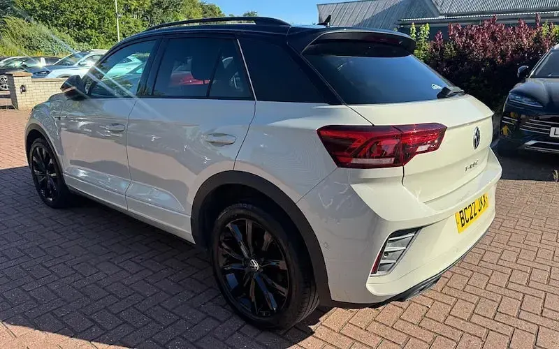 Used VW T-Roc R-line 150 HP (110 kW) 2025 SUV