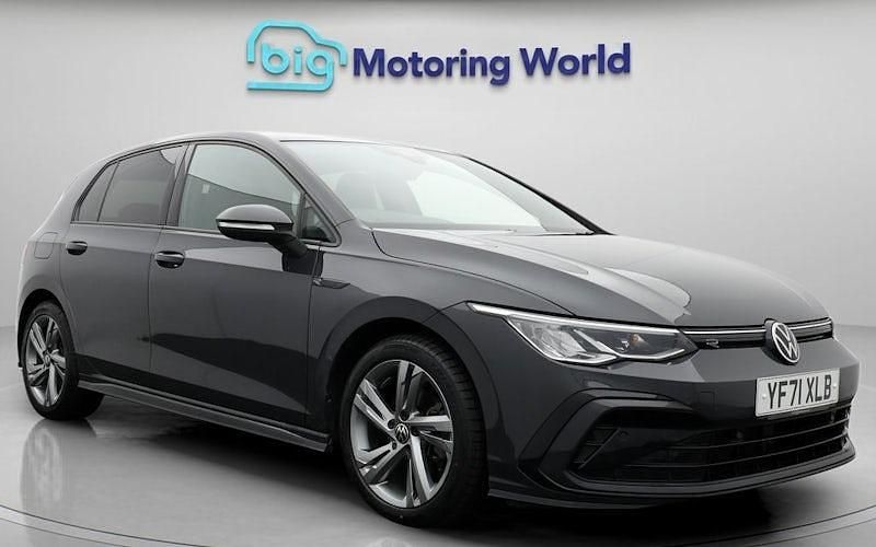 Used VW Golf VIII R-line 131 HP (96 kW) 2024 Hatchback