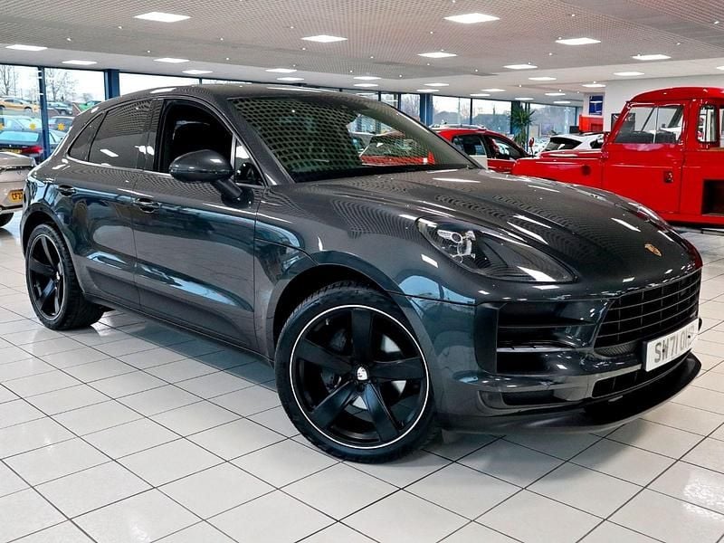 Volcano grey Used 2021 Porsche Macan Turbo SUV | £42,989 (Fair price) - Image 1/4