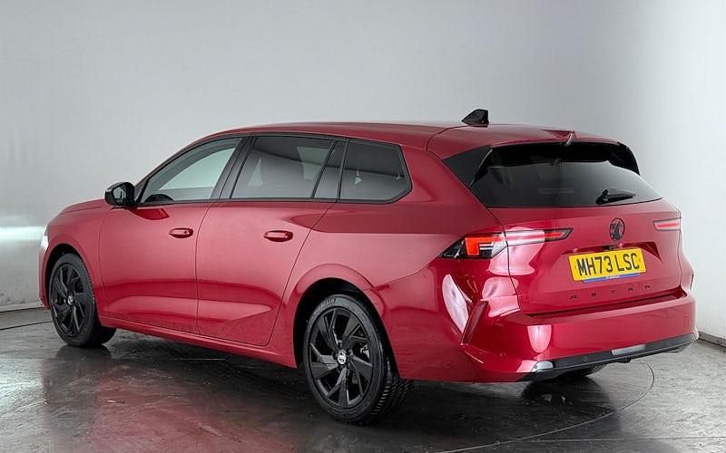 Used Vauxhall Astra 131 HP (96 kW) 2025 Estate