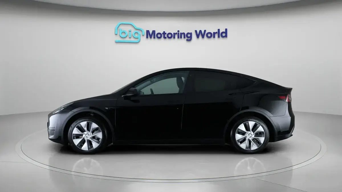 Used Tesla Model Y RWD 254 kW (346 HP) 2023 Black SUV
