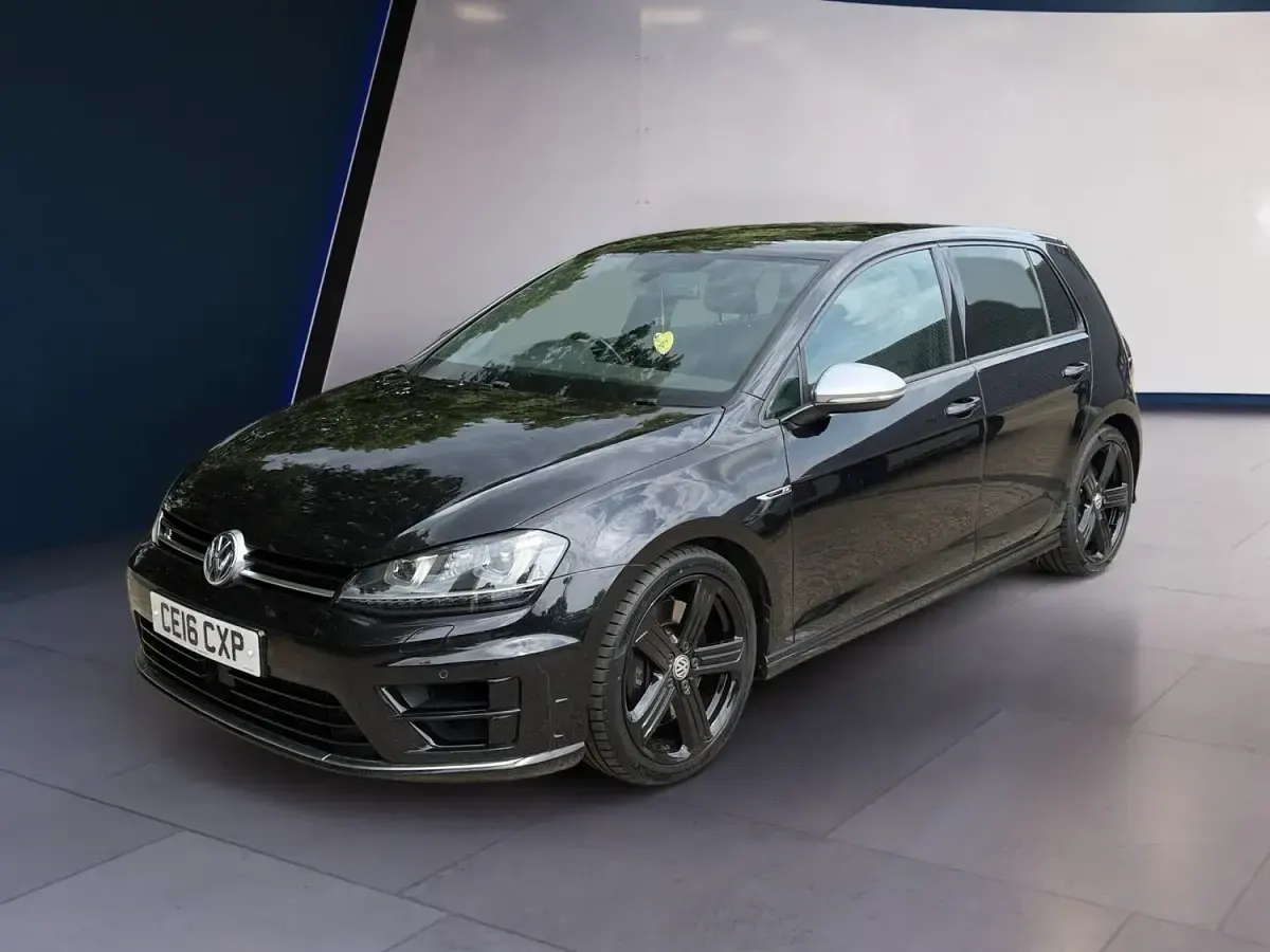 Used VW Golf VII R 310 HP (228 kW) 2016 Black Hatchback
