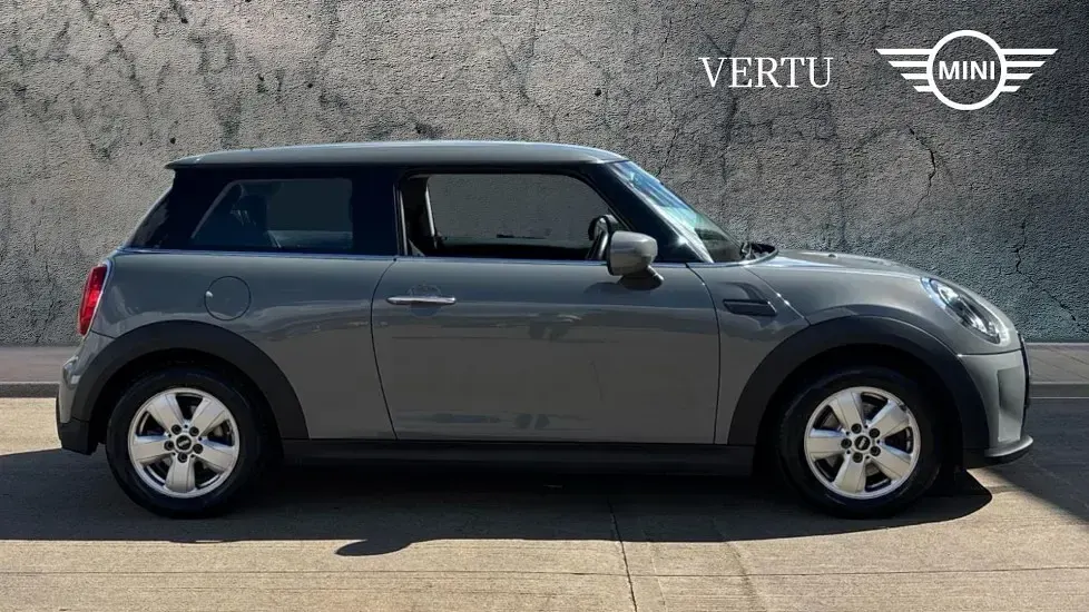 Used Mini ONE Classic 102 HP (75 kW) 2021 Grey Hatchback