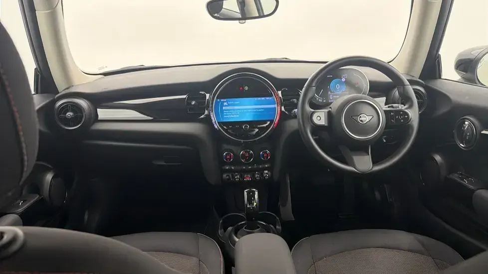 Used Mini Cooper Classic 134 HP (98 kW) 2022 Grey Hatchback