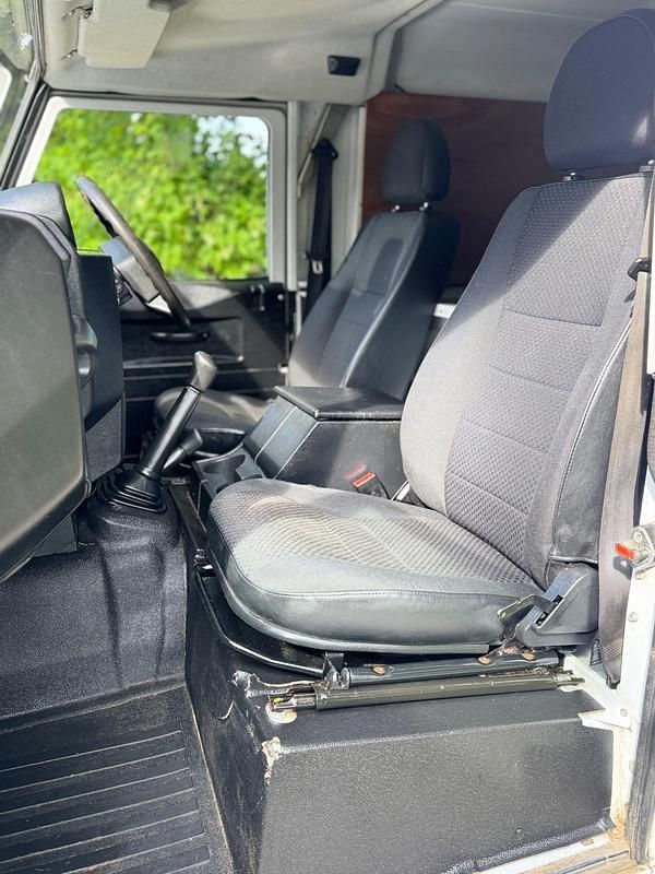 Used Land Rover Defender 2016 White SUV