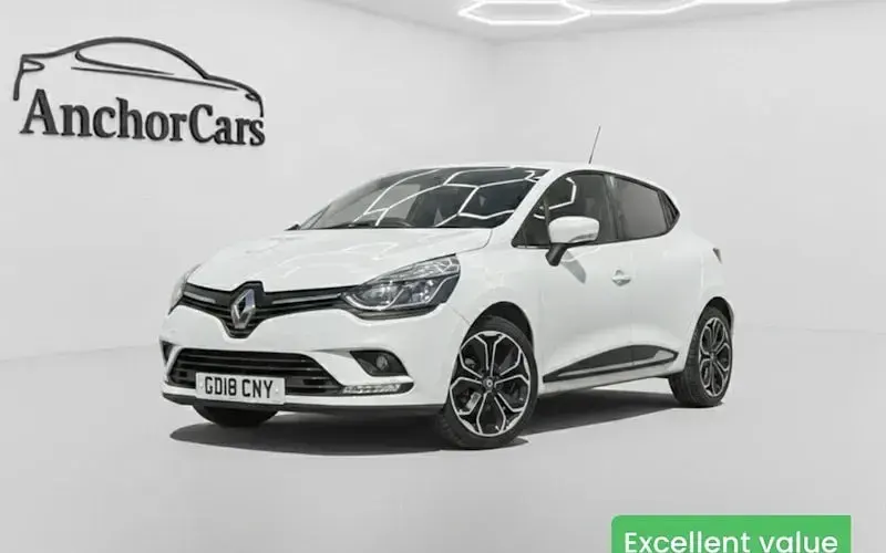 Used Renault Clio Iconic 90 HP (66 kW) 2018 Hatchback