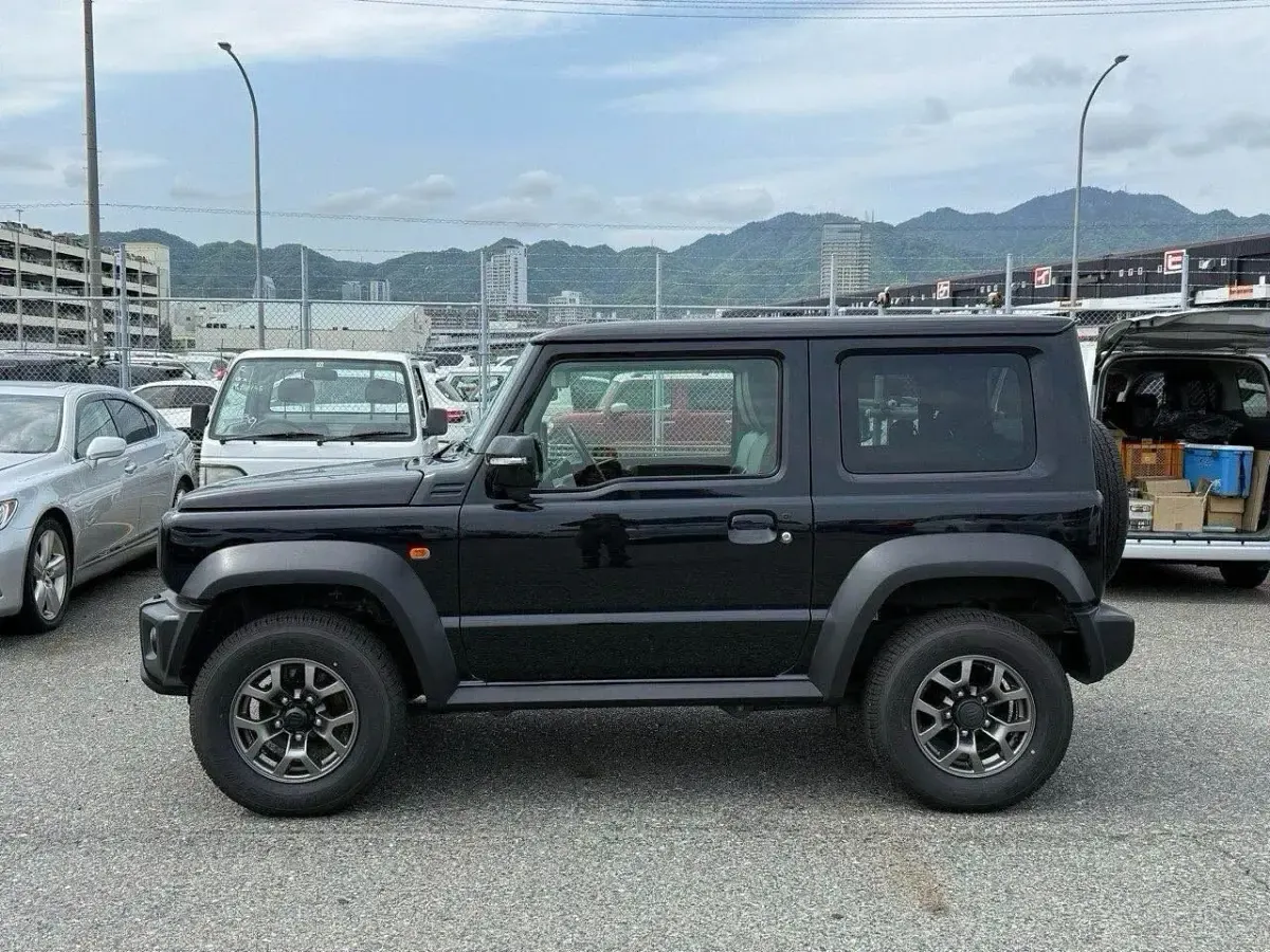 Used Suzuki Jimny 2019 Black SUV