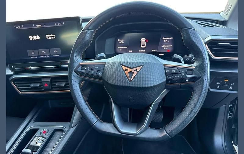 Used Cupra Leon 147 HP (108 kW) 2024 Grey Estate