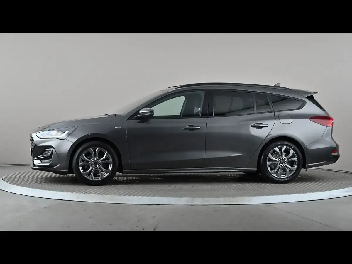 Used Ford Focus ST-Line 2023 Grey Estate